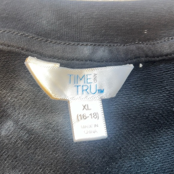 Time And Tru Long Sleeve Wide Sleeve Black Tie Dye Sweatshirt Raw Hem XL - Picture 3 of 7